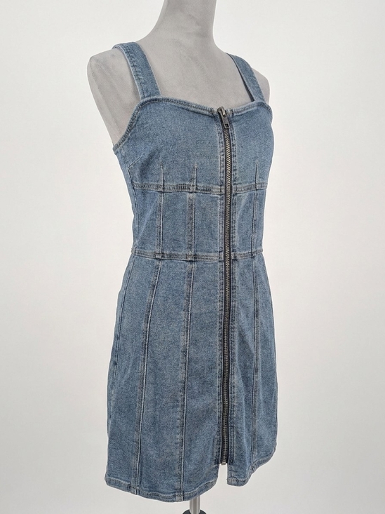 Tinseltown Dresses & Skirts - Tinseltown Light Blue Zip-Front Denim Overall Dress
